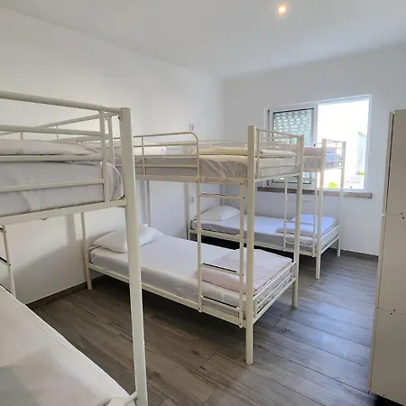 Blife & Vandrarhem Faro