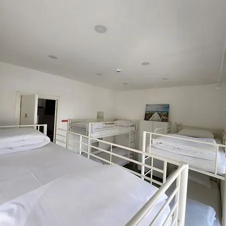 Blife & Hostel