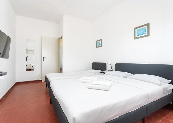 Auberge de jeunesse Blife & *