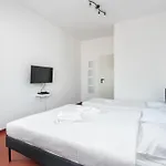 Auberge de jeunesse Blife & *